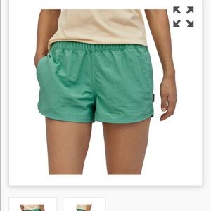 Patagonia Barely Baggie 2.5 Shorts